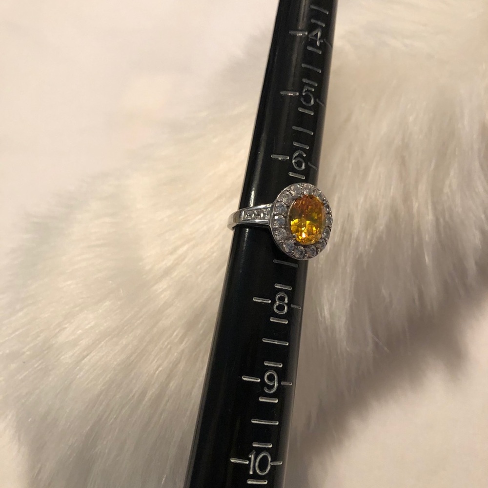 Ring - Picture 2 of 3